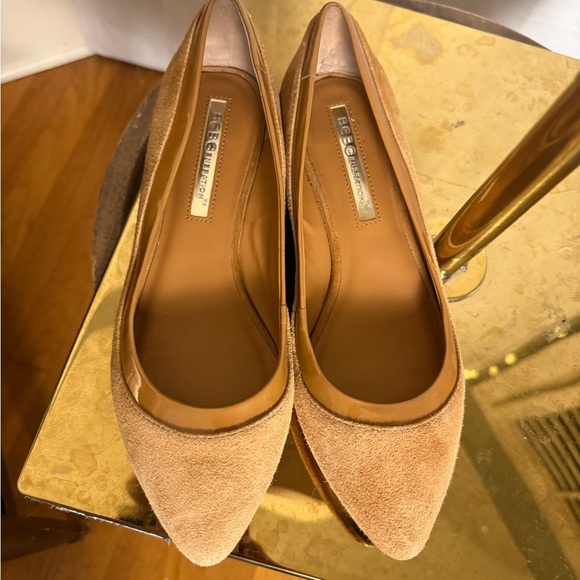 BCBGeneration Brown Suede Flats 7 - Picture 4 of 7